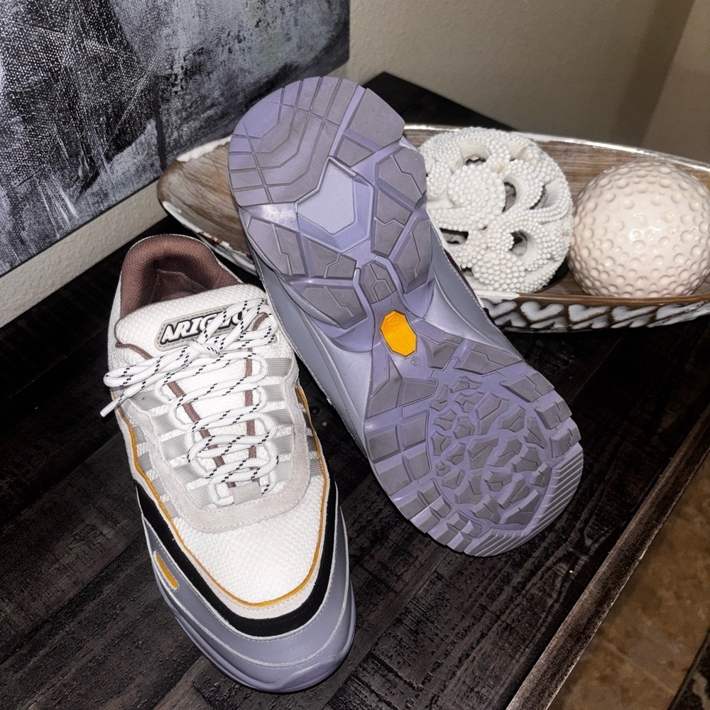 Axel Arigato Demo Runner sneakers SZ 9.5 - Picture 8 of 13